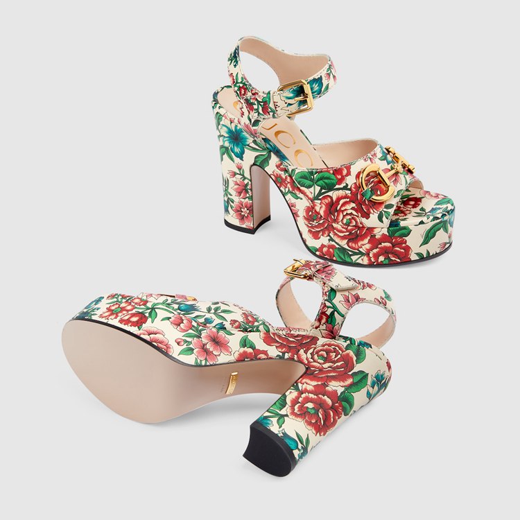 746391.AAB0B.8464.015.090.0000.Light Womens Horsebit platform sandal